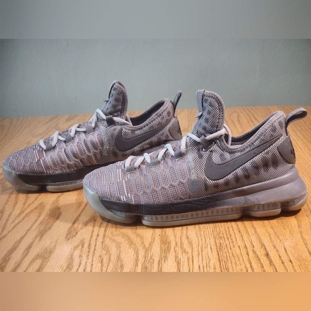 Nike Air Zoom KD Battle Grey Kevin Durant Shoes Sneakers Basketball 6.5YKD9 Gray